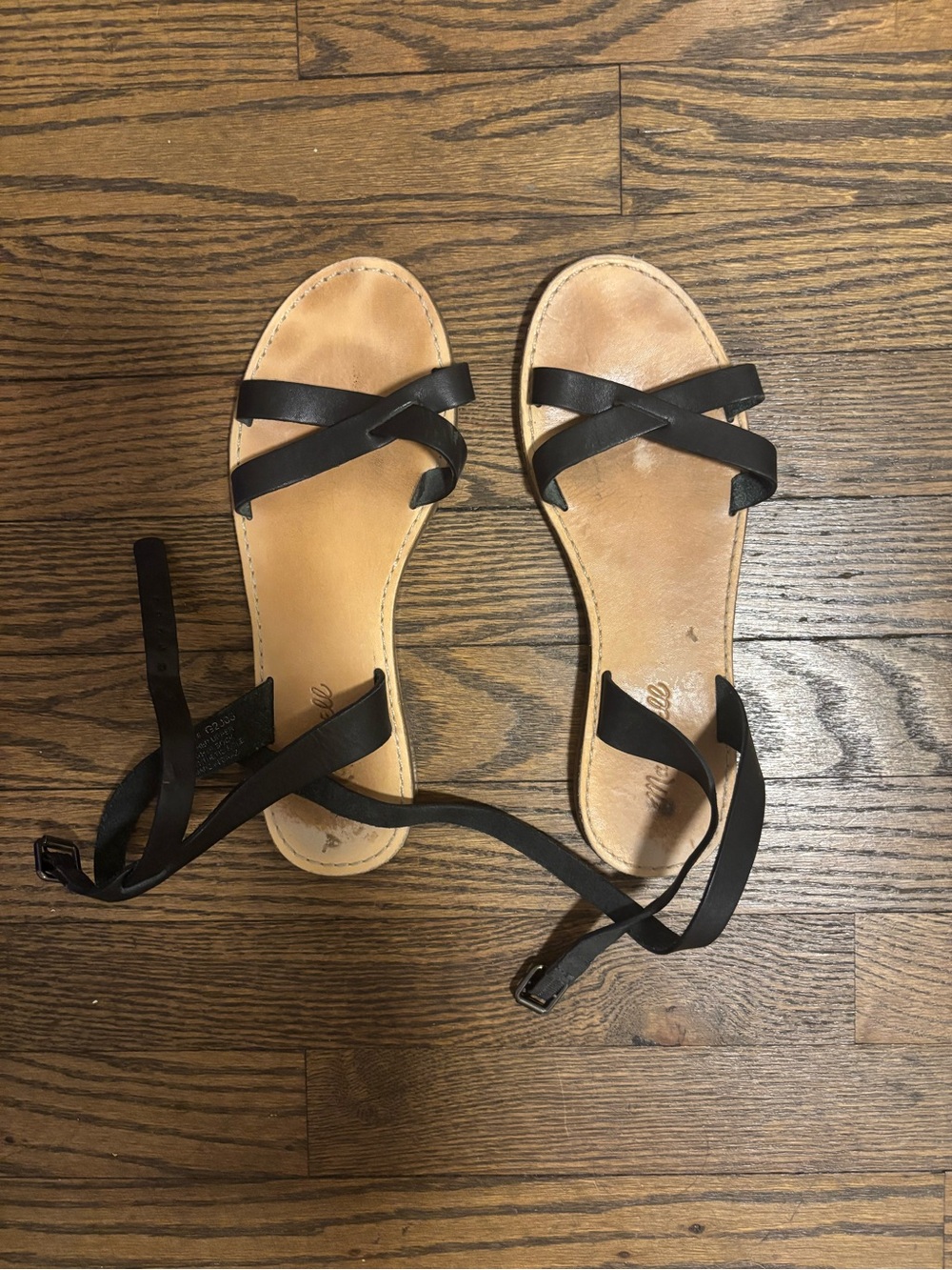 Women’s Black Strappy Leather Sandals - Classic Flat Summer Style. Madewell, 7.5